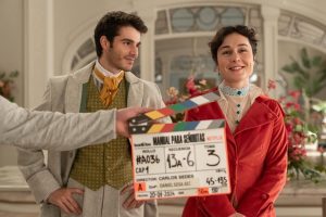 Netflix confía en el éxito de ‘Manual para señoritas’ y ‘Respira’ y les concede una segunda temporada