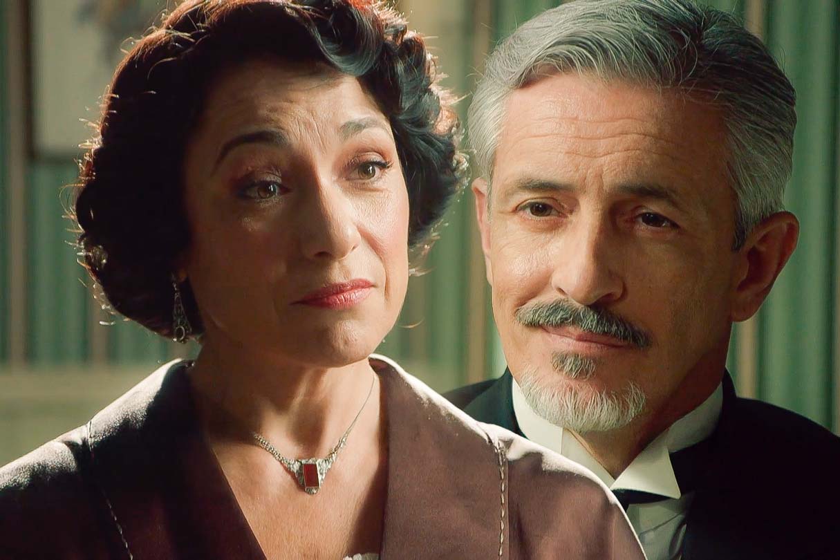 Isabel Serrano (Leocadia) y Fernando Coronado (Cristobal) en La Promesa
