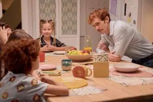 atresplayer pone a prueba a la familia en el caótico segundo capítulo de ‘Padre no hay más que uno, la serie’